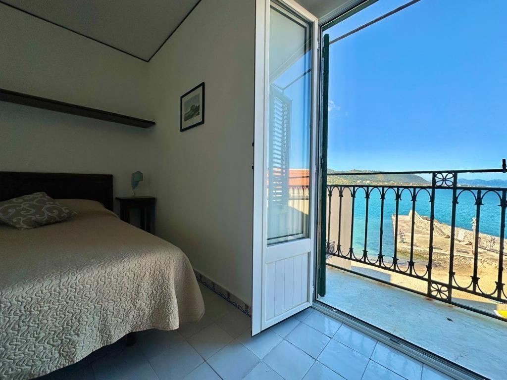 Molo Sea View Apartment Cefalù Exteriér fotografie