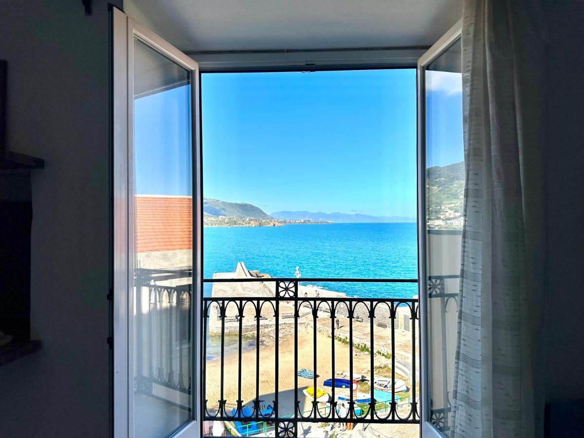 Molo Sea View Apartment Cefalù Exteriér fotografie
